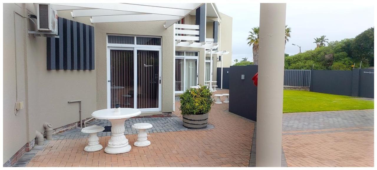 Beachwood Inn Melkbosstrand Κέιπ Τάουν Εξωτερικό φωτογραφία